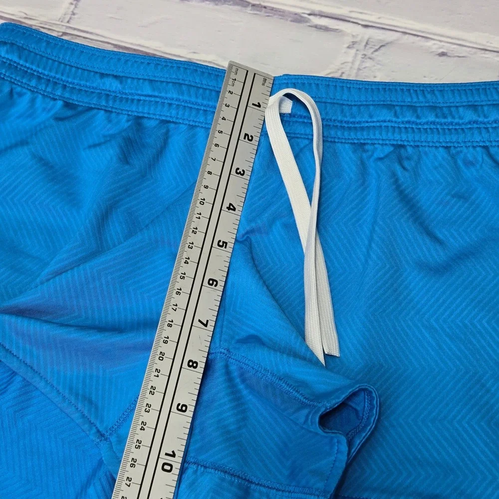 Nike‎ Dri-FIT Womens Blue Chevron Textured Athletic Running Shorts Size M